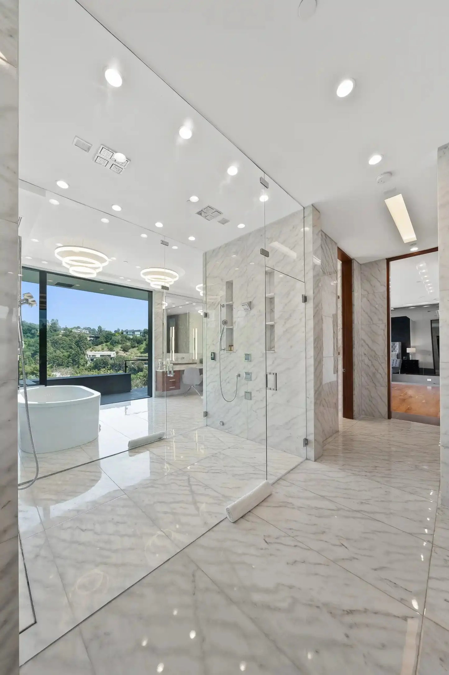 The Edge - Luxury Villa for Rent | LA - 2025✨ Vidi Vici Rental