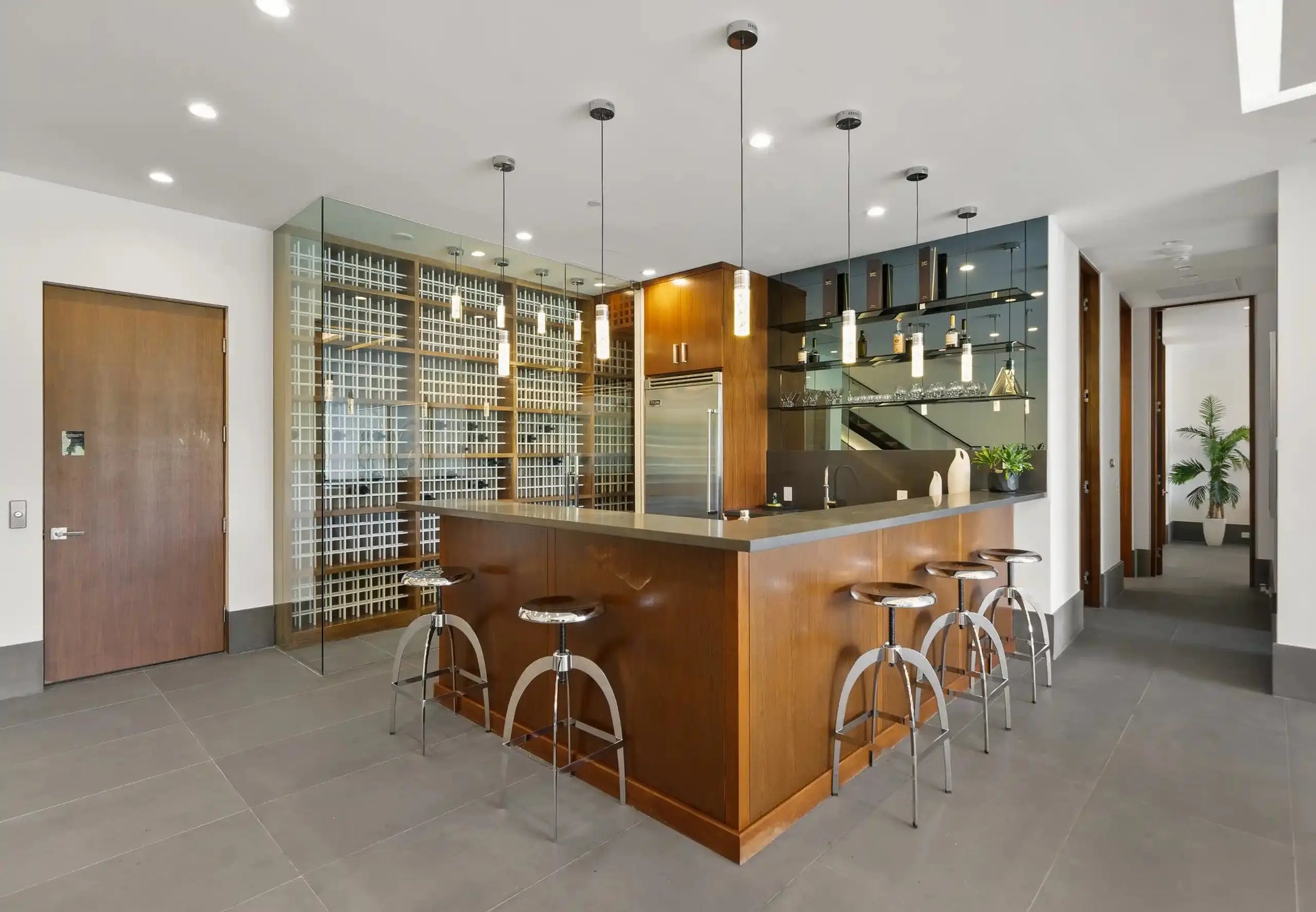 The Edge - Luxury Villa for Rent | LA - 2025✨ Vidi Vici Rental