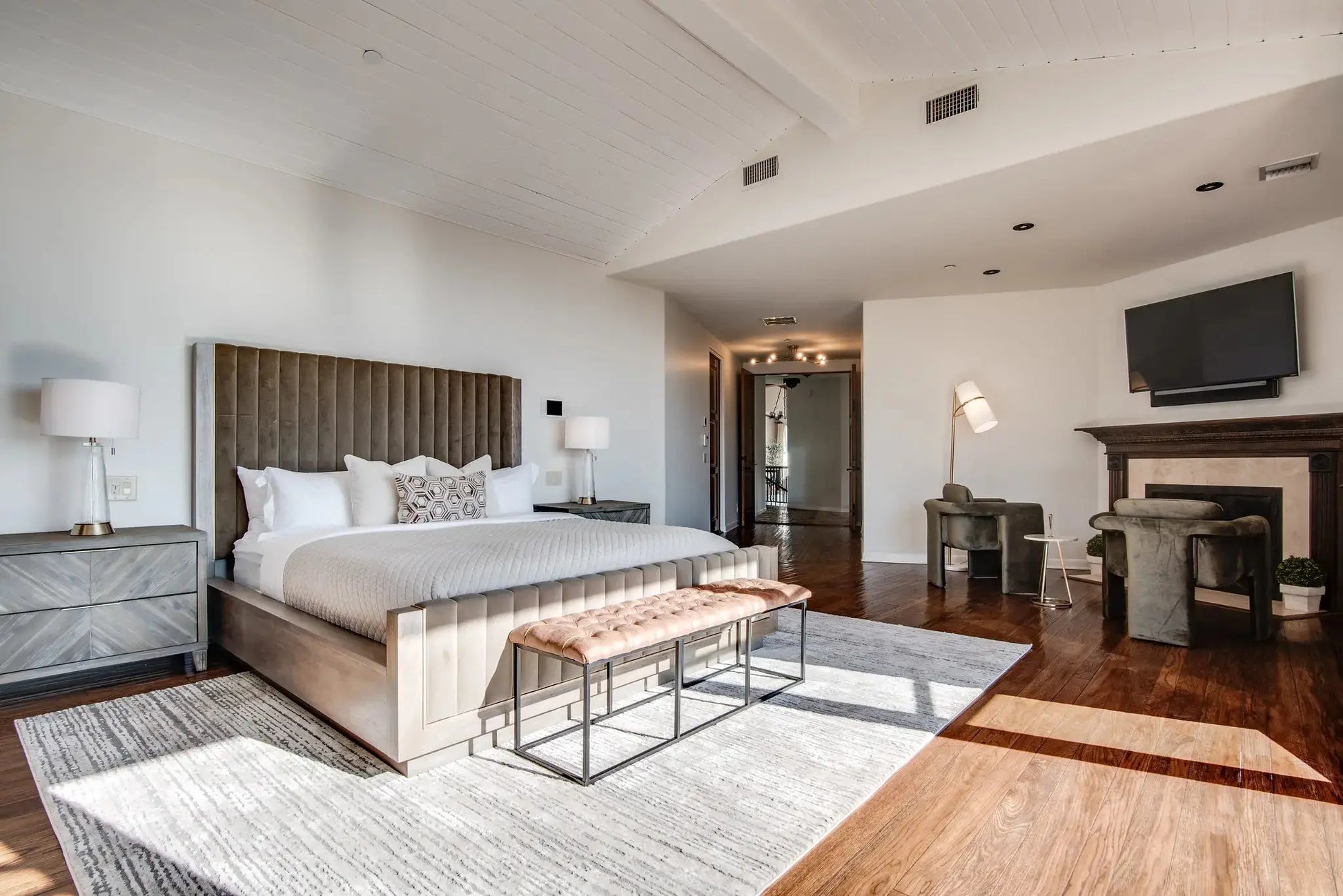The Hideaway - Luxury Villa for Rent | LA - 2025✨ Vidi Vici Rental