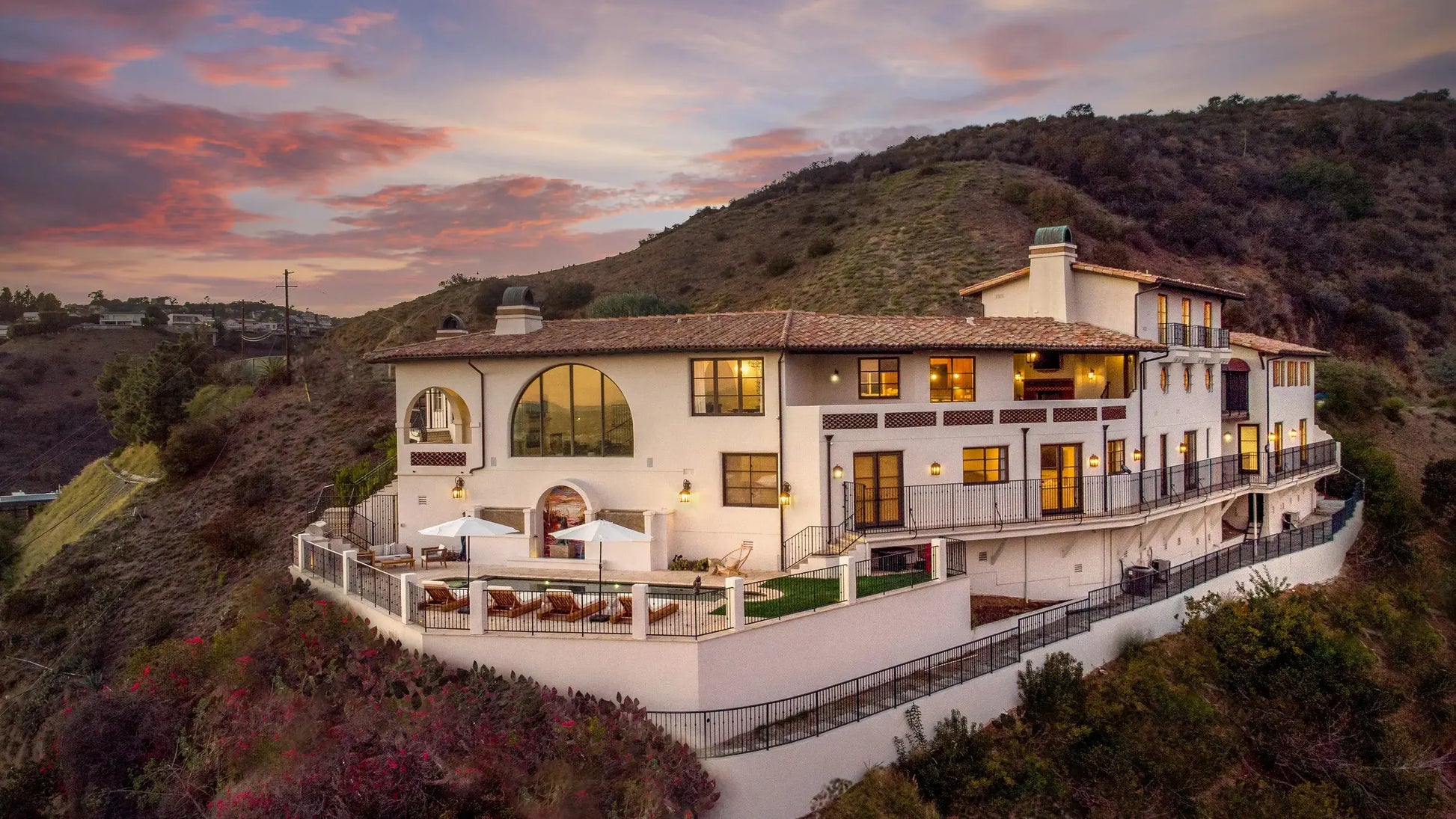 The Hideaway - Luxury Villa for Rent | LA - 2025✨ Vidi Vici Rental