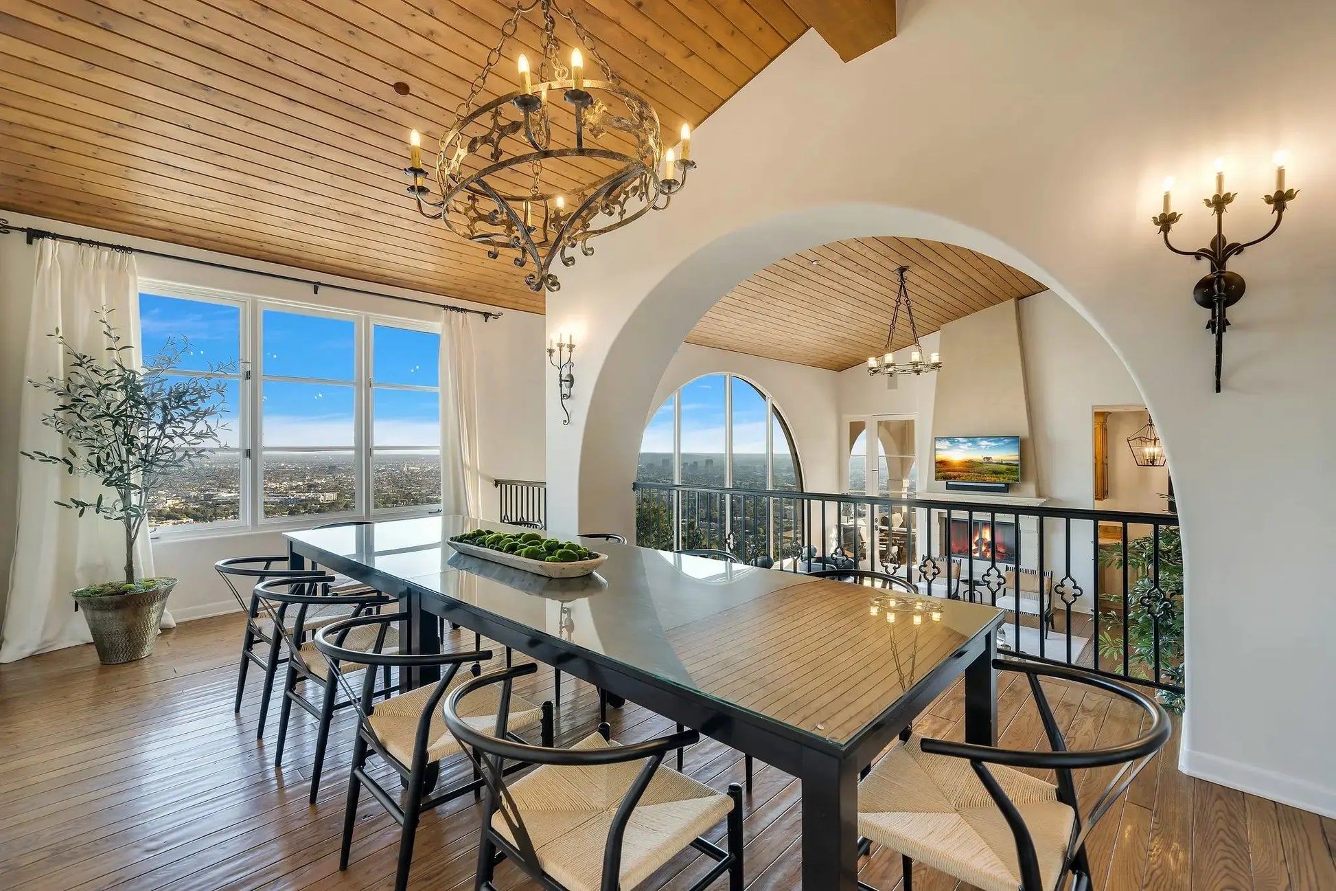 The Hideaway - Luxury Villa for Rent | LA - 2025✨ Vidi Vici Rental
