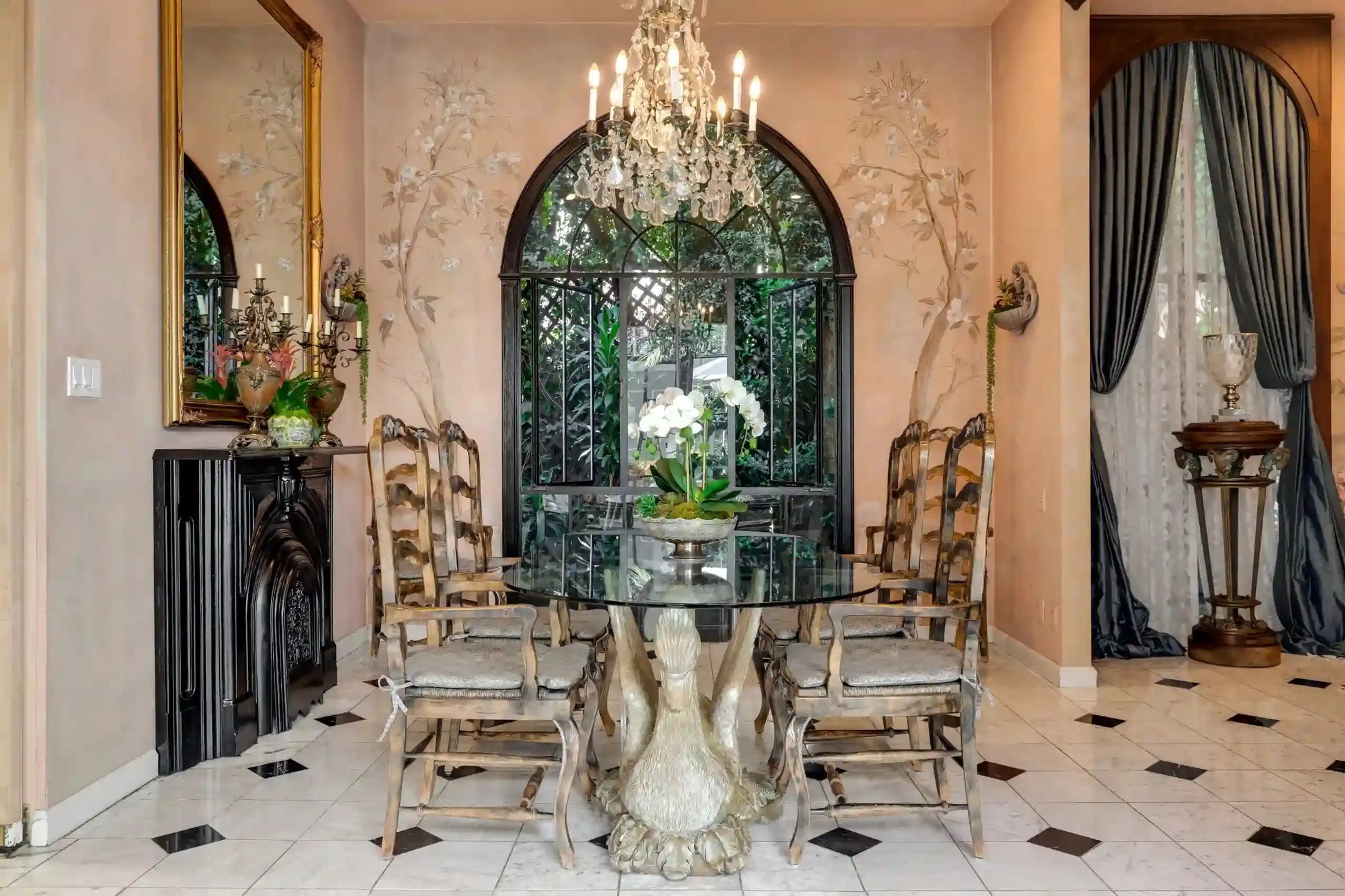 The Monteleone - Luxury Villa for Rent | LA - 2025✨ Vidi Vici Rental