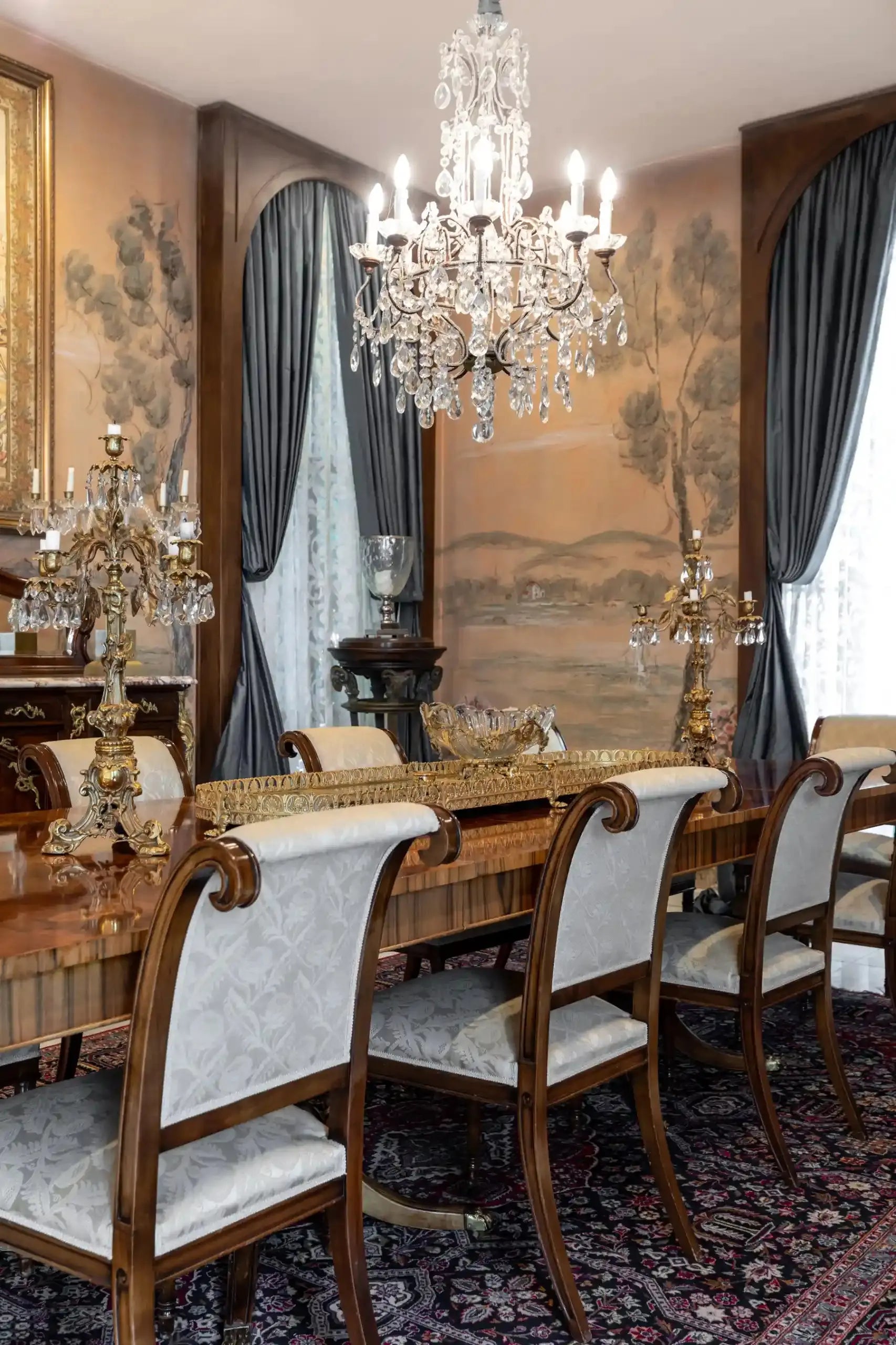 The Monteleone - Luxury Villa for Rent | LA - 2025✨ Vidi Vici Rental