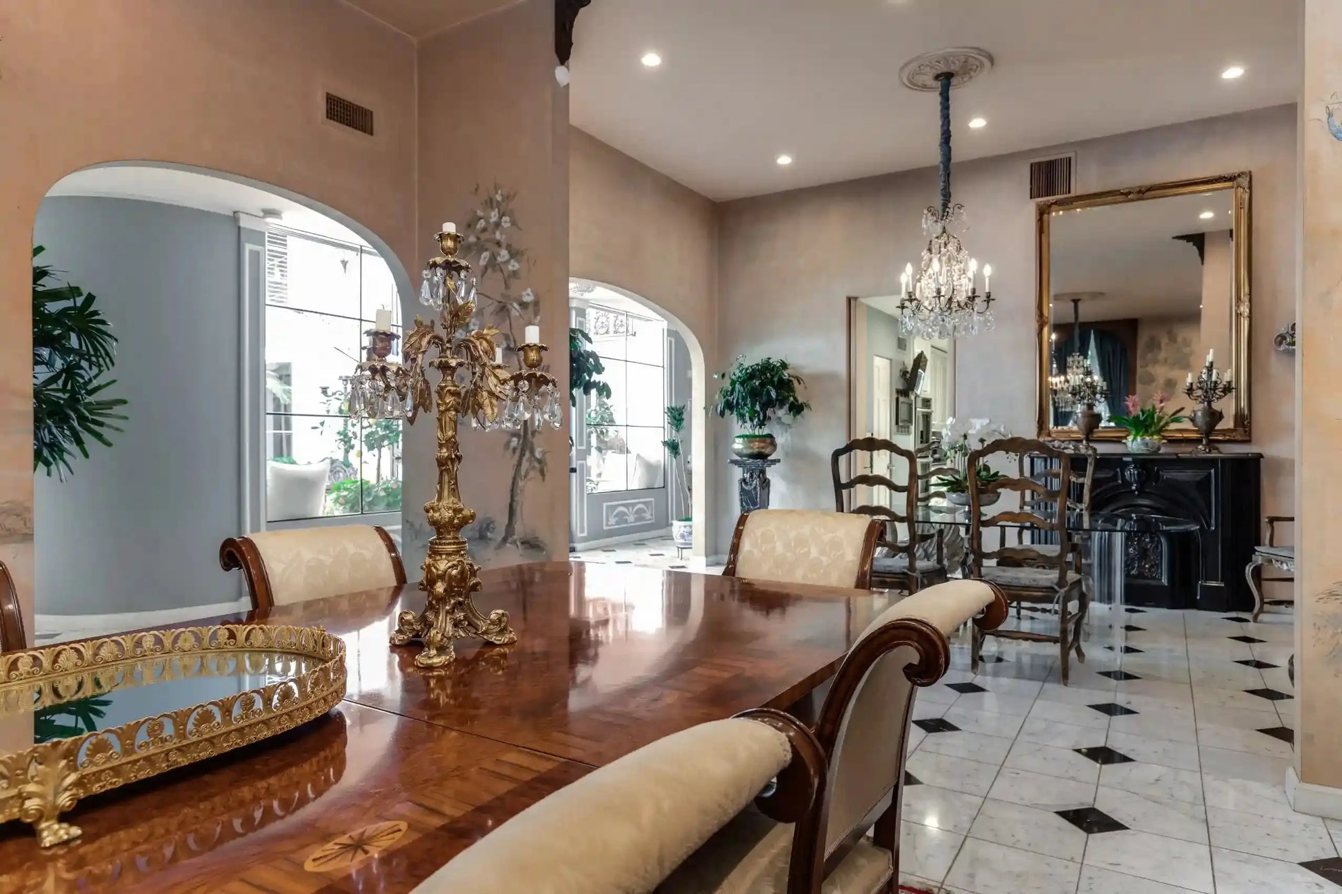The Monteleone - Luxury Villa for Rent | LA - 2025✨ Vidi Vici Rental