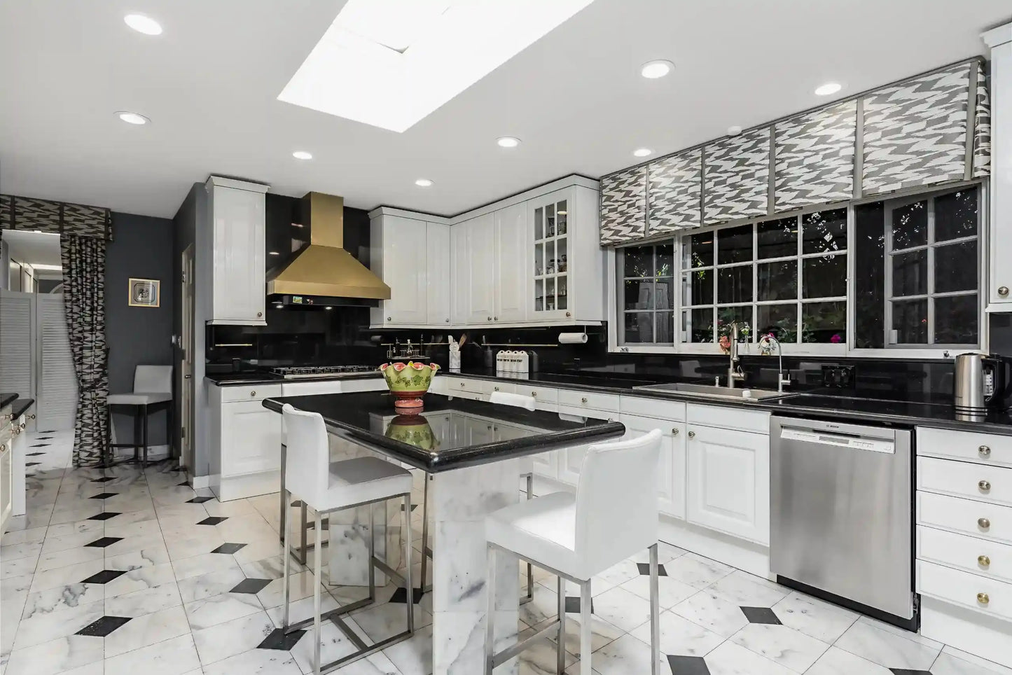 The Monteleone - Luxury Villa for Rent | LA - 2025✨ Vidi Vici Rental