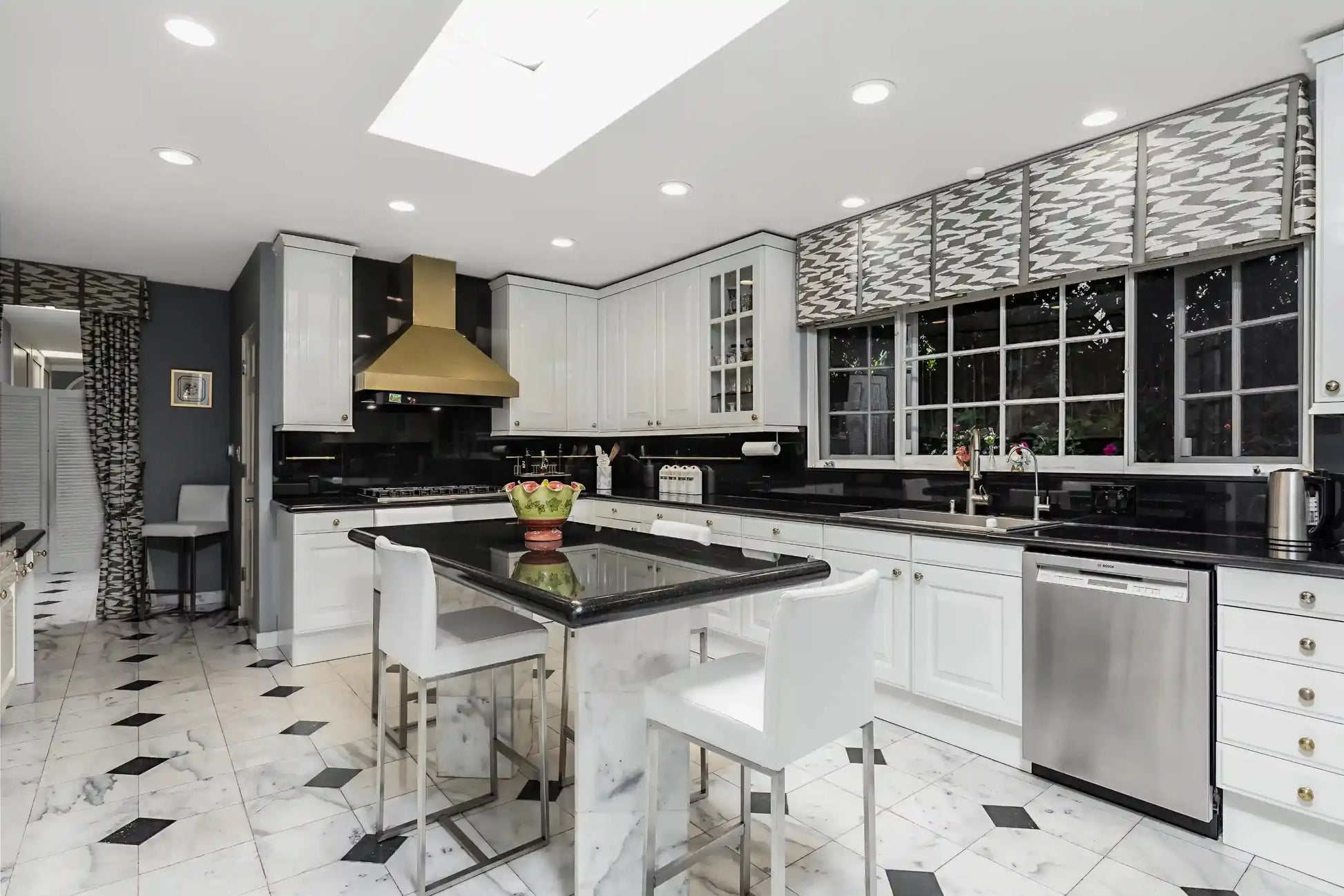 The Monteleone - Luxury Villa for Rent | LA - 2025✨ Vidi Vici Rental
