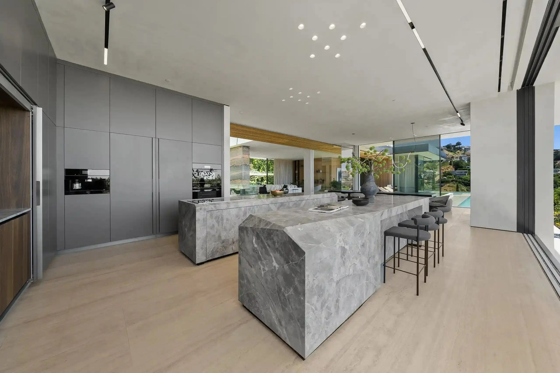The Onyx - Luxury Villa for Rent | LA - 2025✨ Vidi Vici Rental