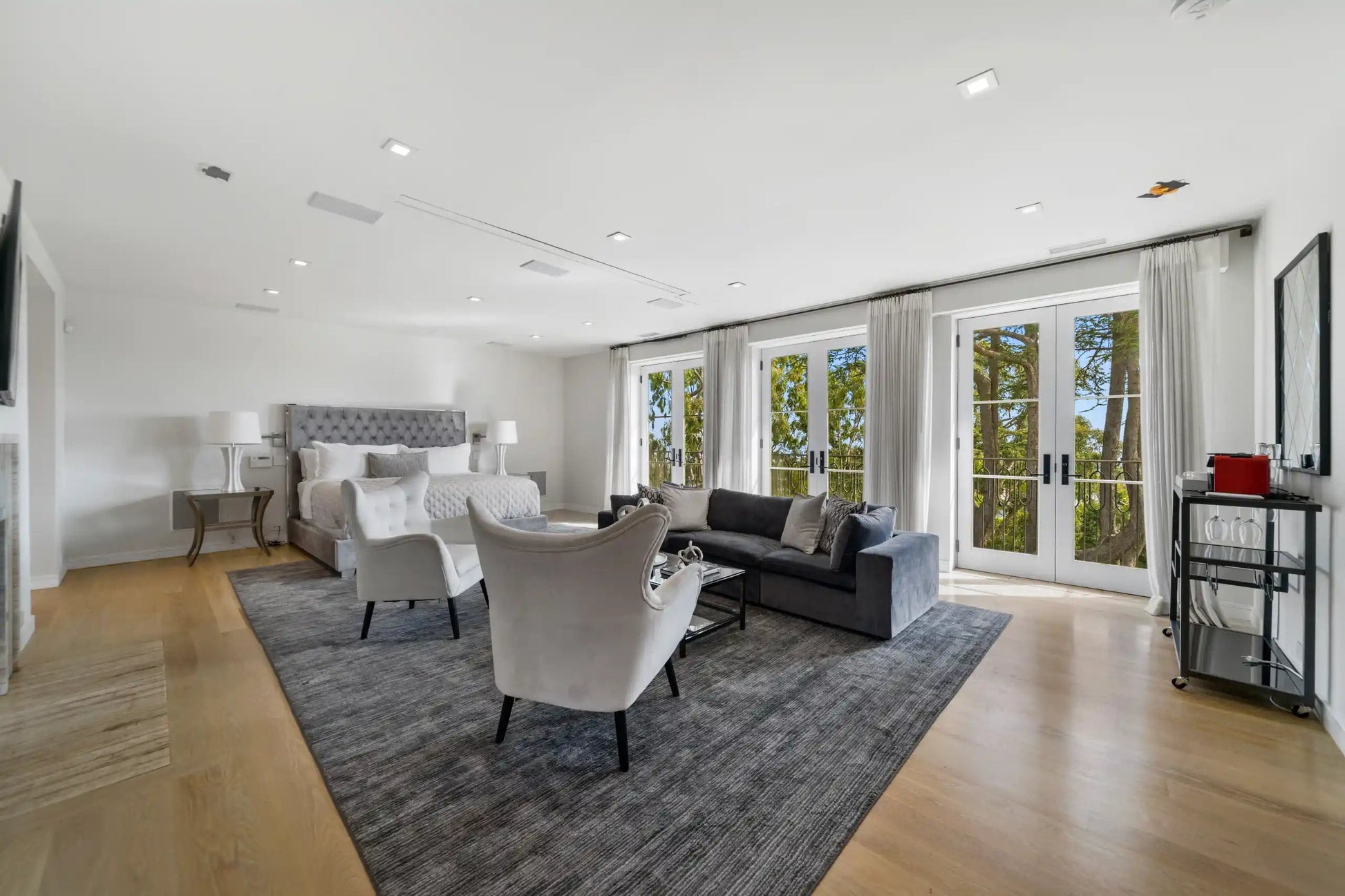 Tower Grande - Luxury Villa for Rent | LA - 2025✨ Vidi Vici Rental