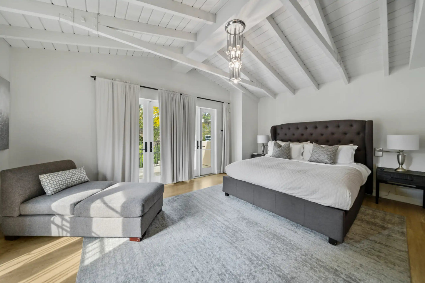 Tower Grande - Luxury Villa for Rent | LA - 2025✨ Vidi Vici Rental