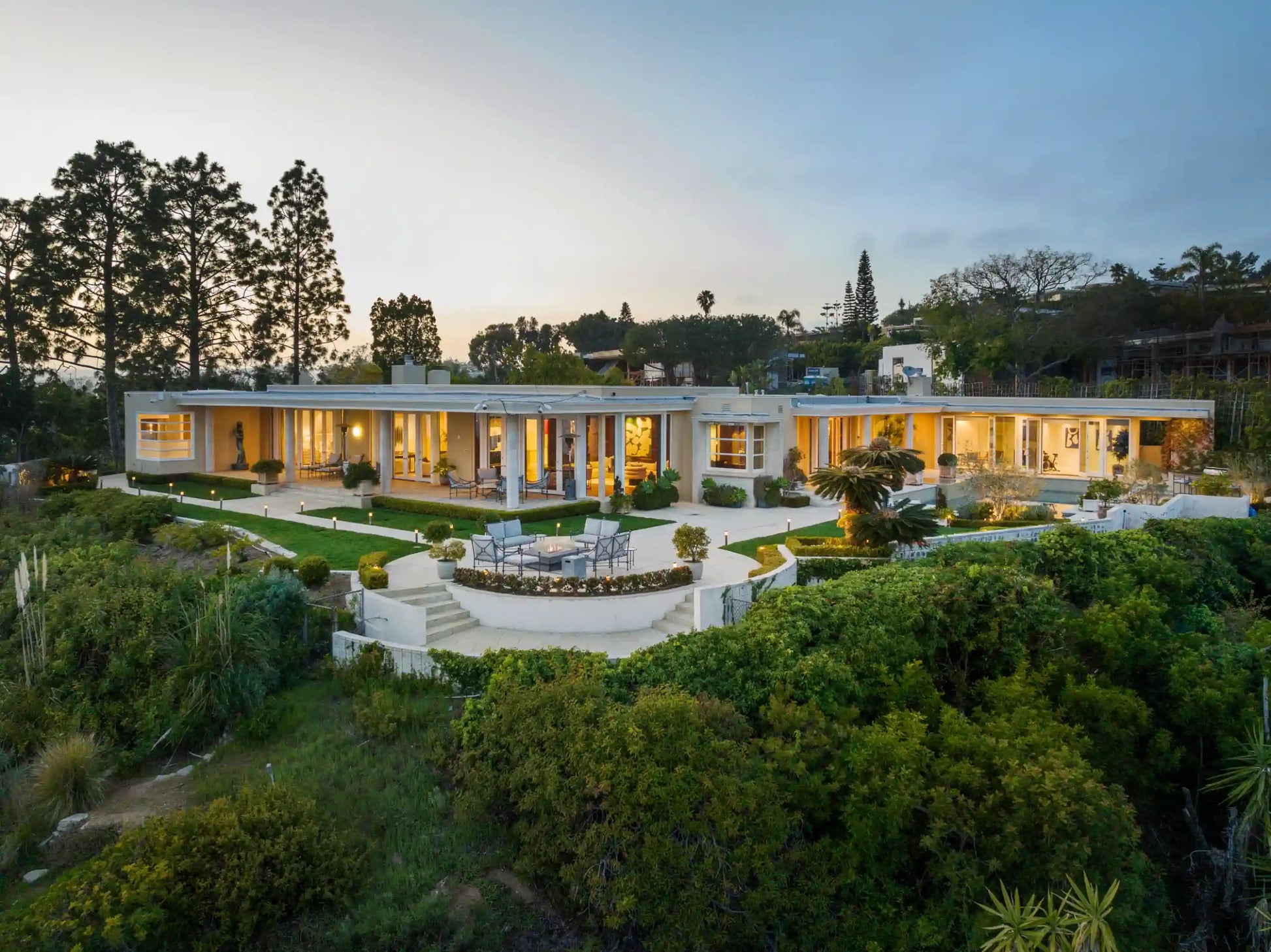Trousdale Grand - Luxury Villa for Rent | LA - 2025✨ Vidi Vici Rental