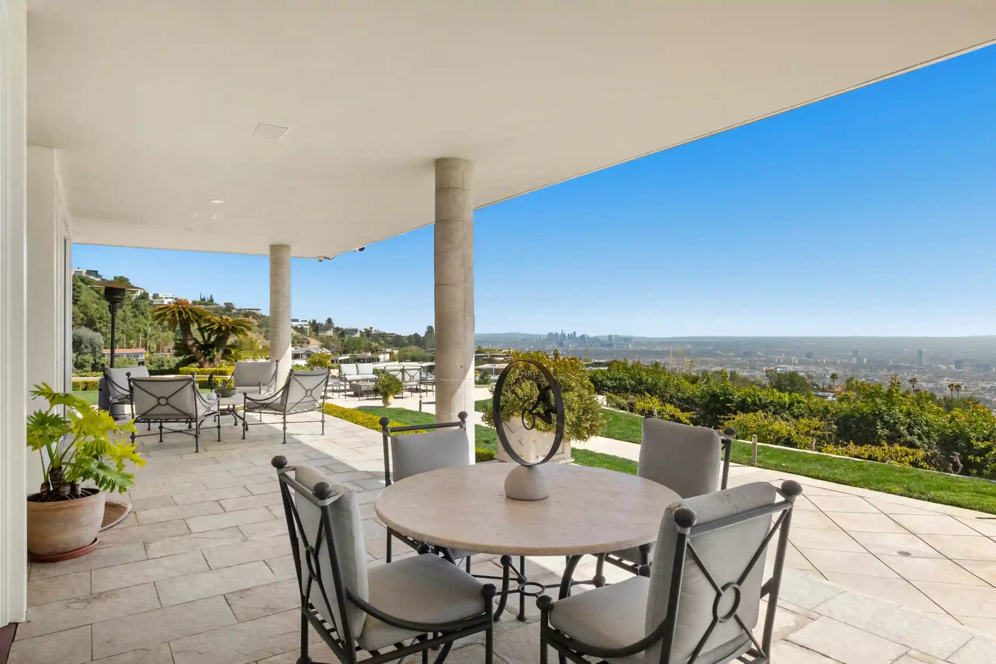 Trousdale Grand - Luxury Villa for Rent | LA - 2025✨ Vidi Vici Rental