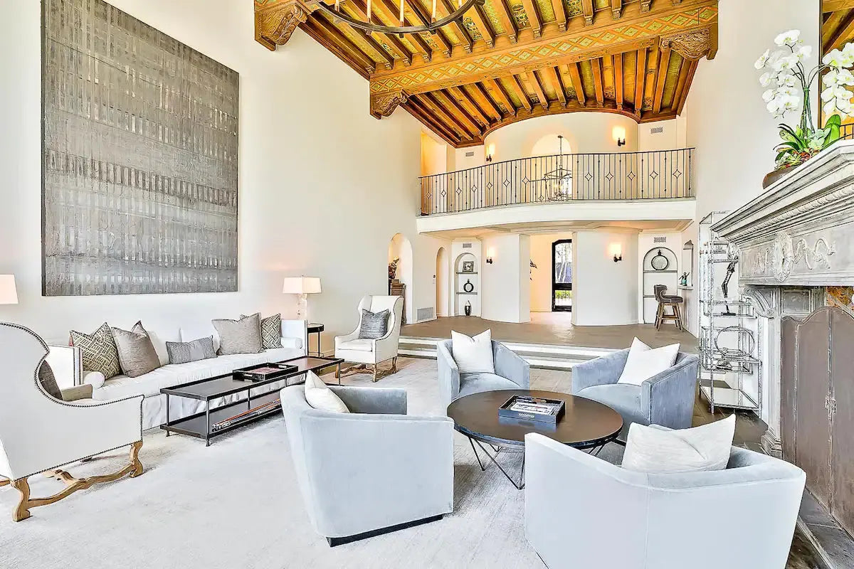 Villa di Lorenzo - Luxury Villa for Rent | LA - 2025✨ Vidi Vici Rental