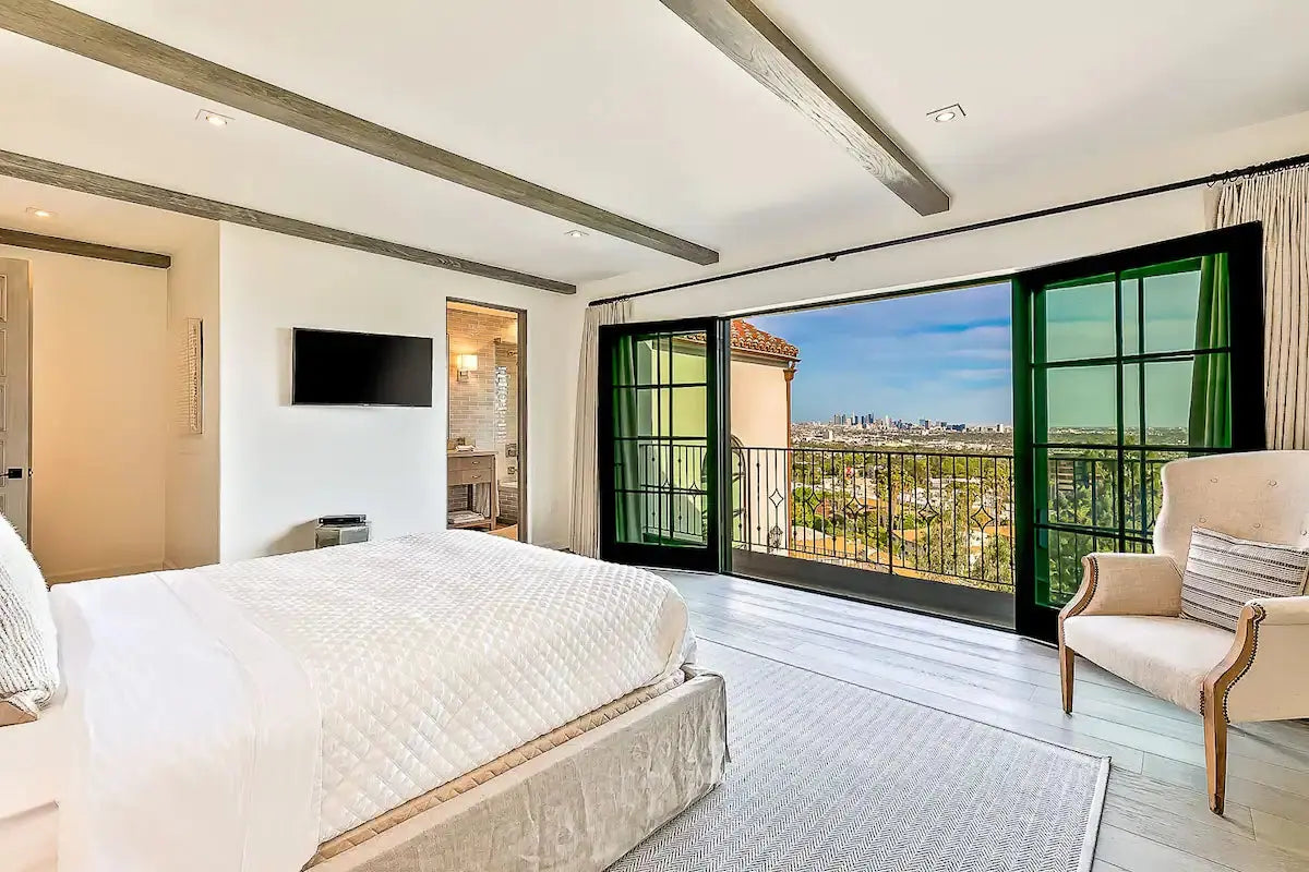 Villa di Lorenzo - Luxury Villa for Rent | LA - 2025✨ Vidi Vici Rental