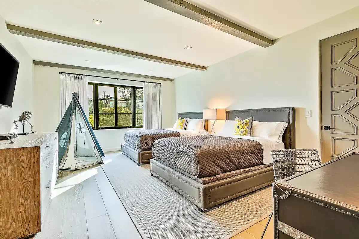 Villa di Lorenzo - Luxury Villa for Rent | LA - 2025✨ Vidi Vici Rental