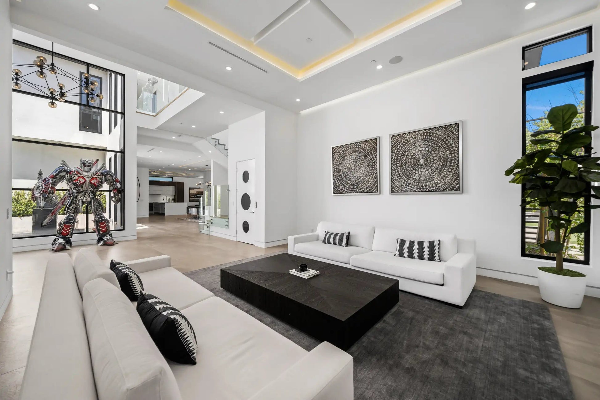 Villa Ostrom - Luxury Villa for Rent | LA - 2025✨ Vidi Vici Rental