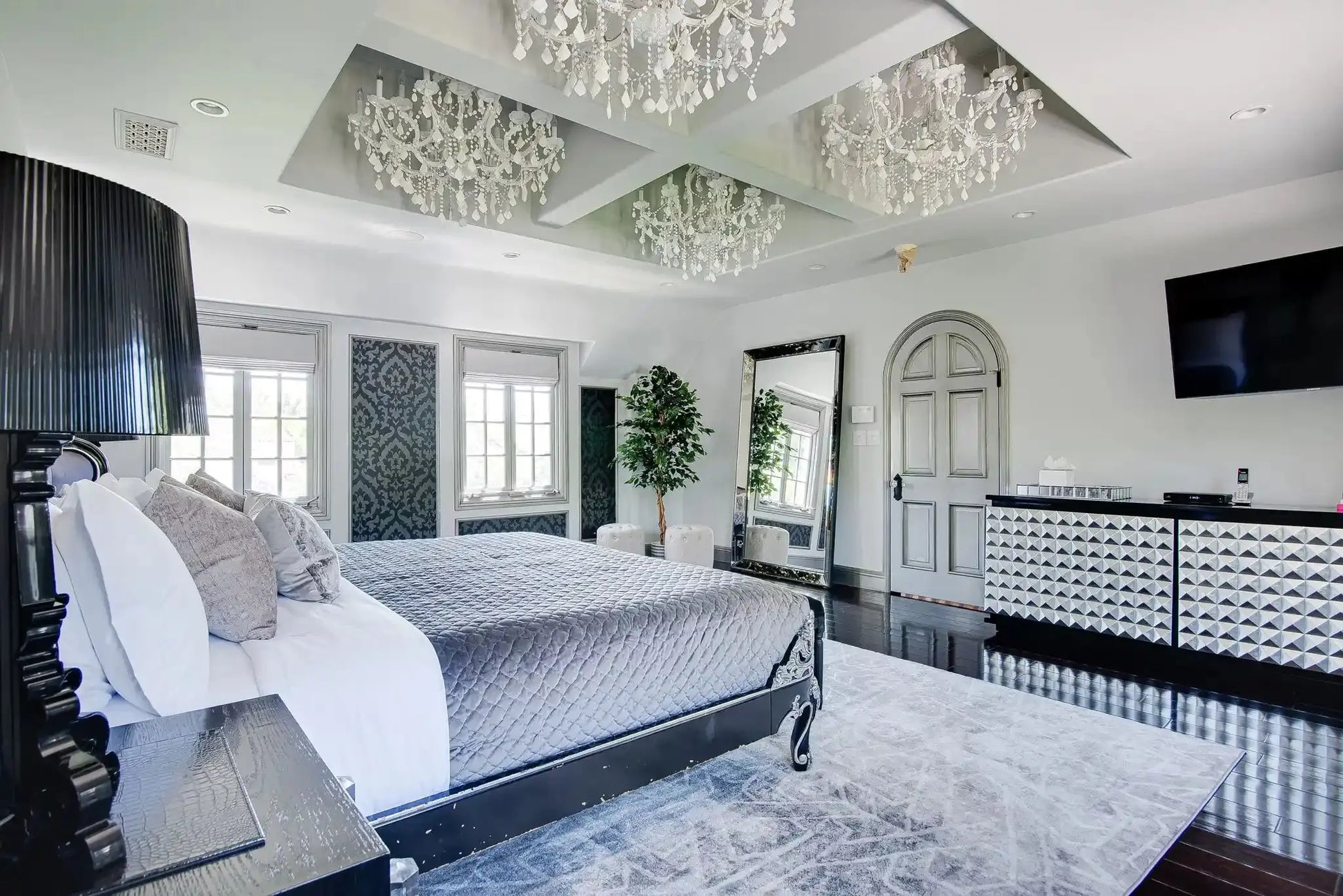 Villa Royale - Luxury Villa for Rent | LA - 2025✨ Vidi Vici Rental