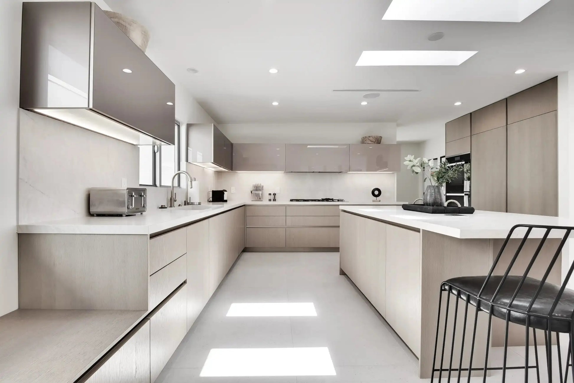 Vista Modern - Luxury Villa for Rent | LA - 2025✨ Vidi Vici Rental
