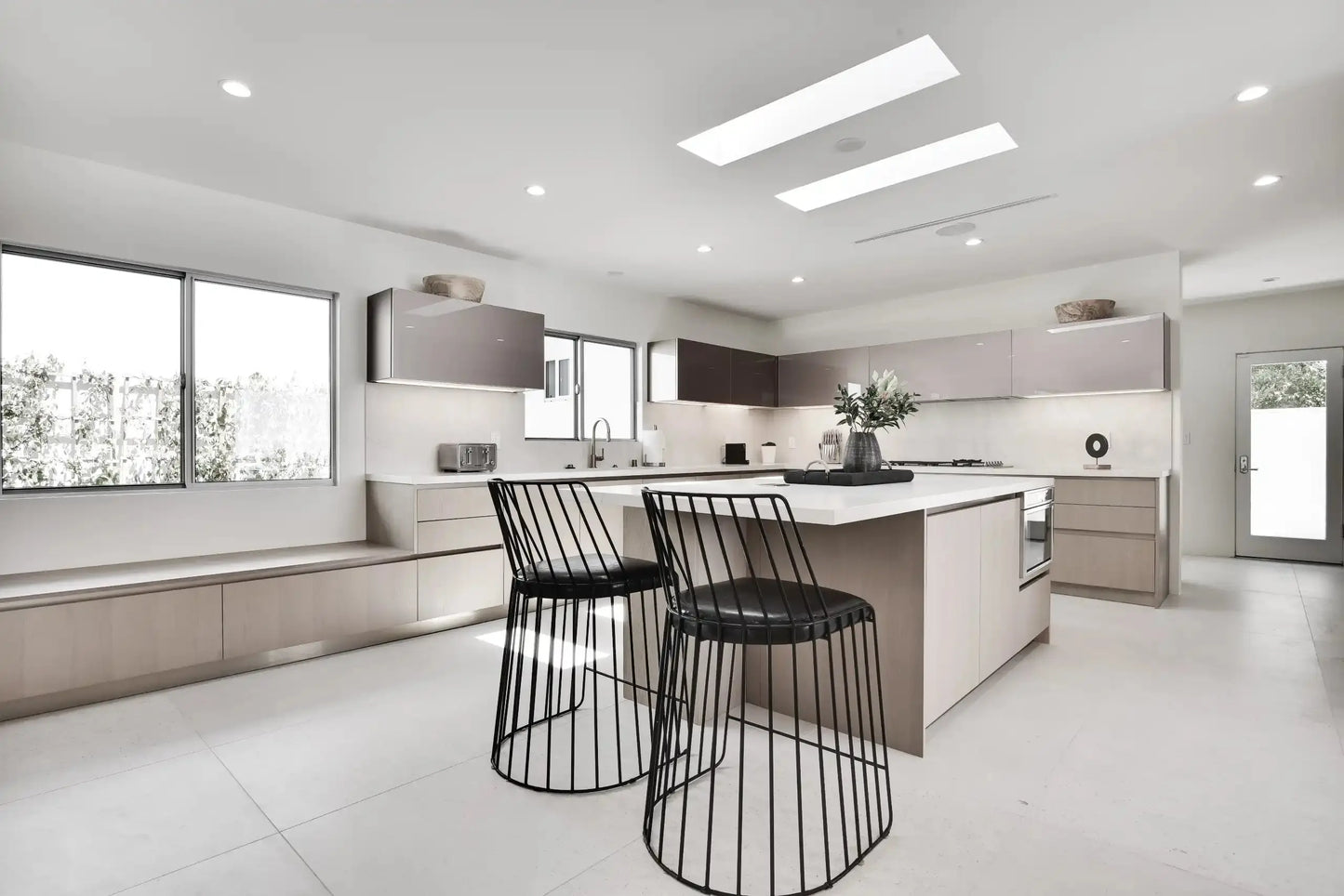Vista Modern - Luxury Villa for Rent | LA - 2025✨ Vidi Vici Rental