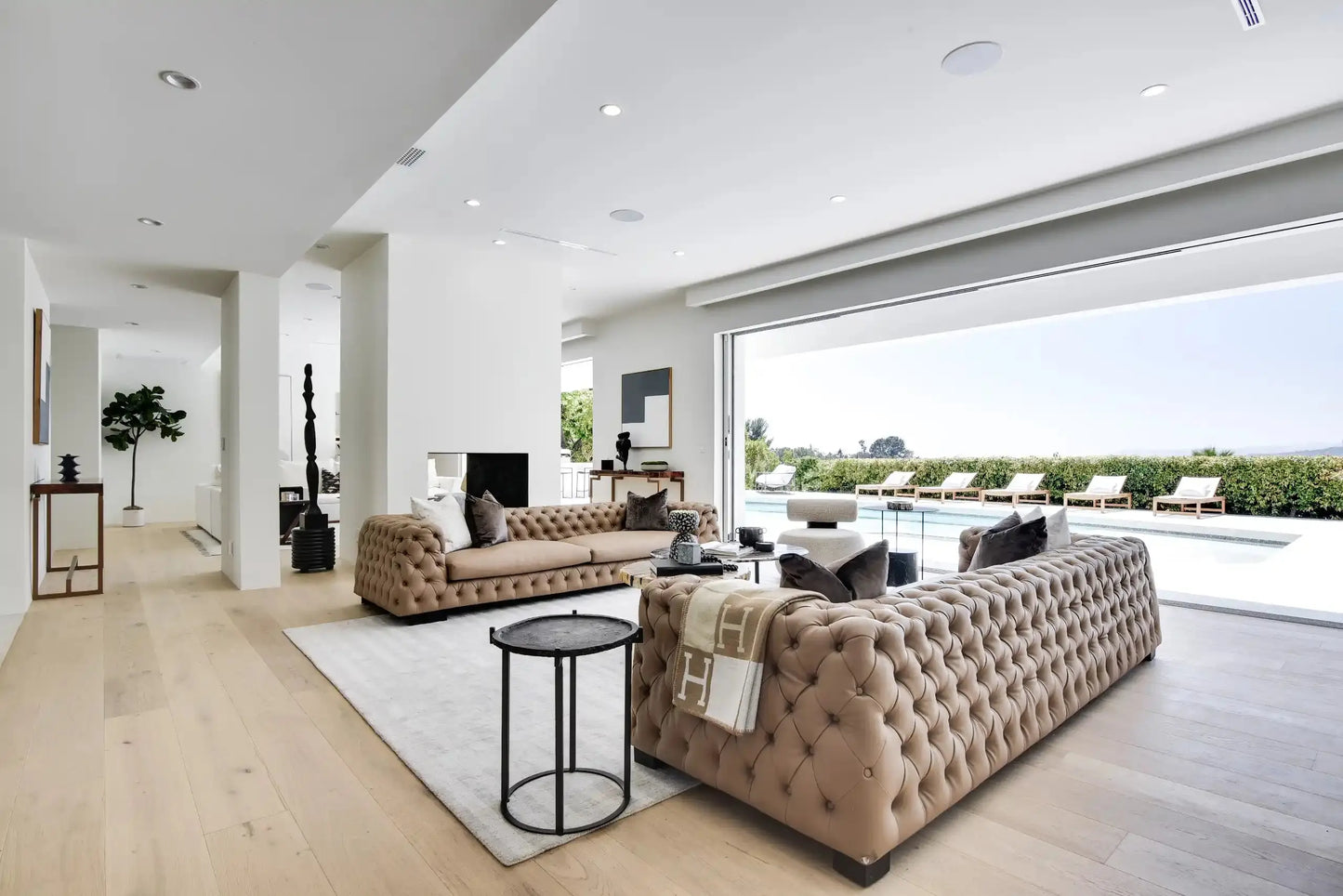Vista Modern - Luxury Villa for Rent | LA - 2025✨ Vidi Vici Rental