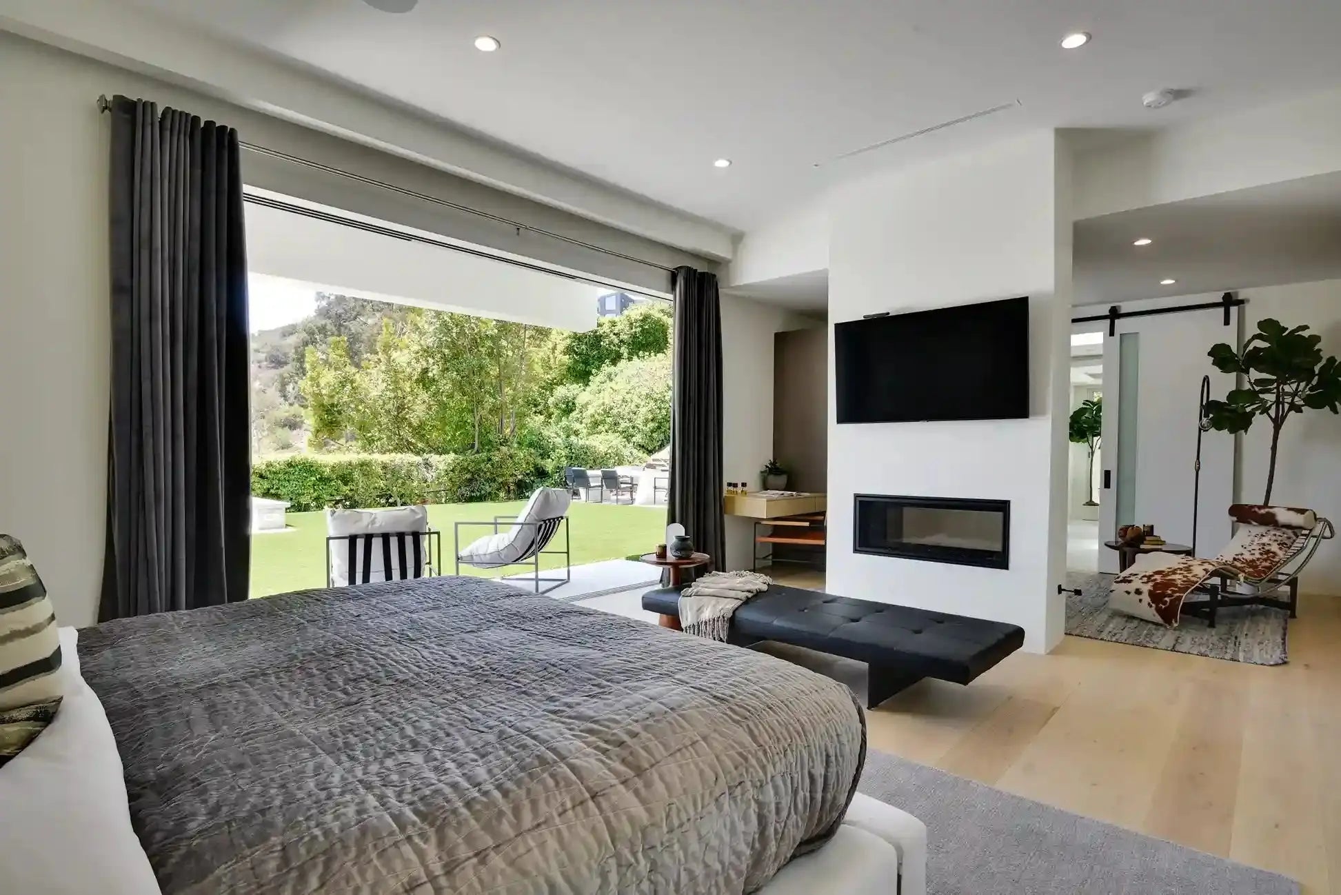 Vista Modern - Luxury Villa for Rent | LA - 2025✨ Vidi Vici Rental