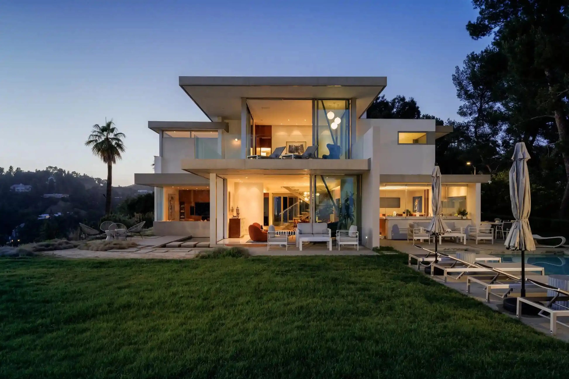 Vue Moderne - Luxury Villa for Rent | LA - 2025✨ Vidi Vici Rental