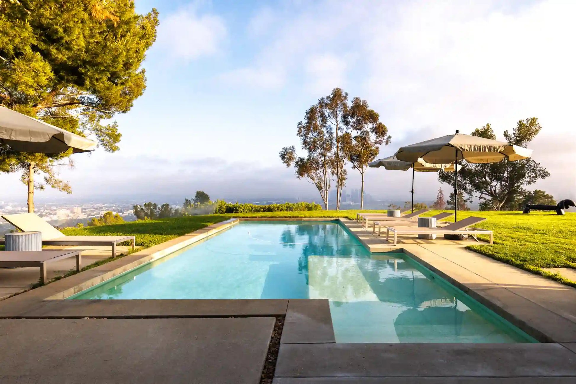 Vue Moderne - Luxury Villa for Rent | LA - 2025✨ Vidi Vici Rental