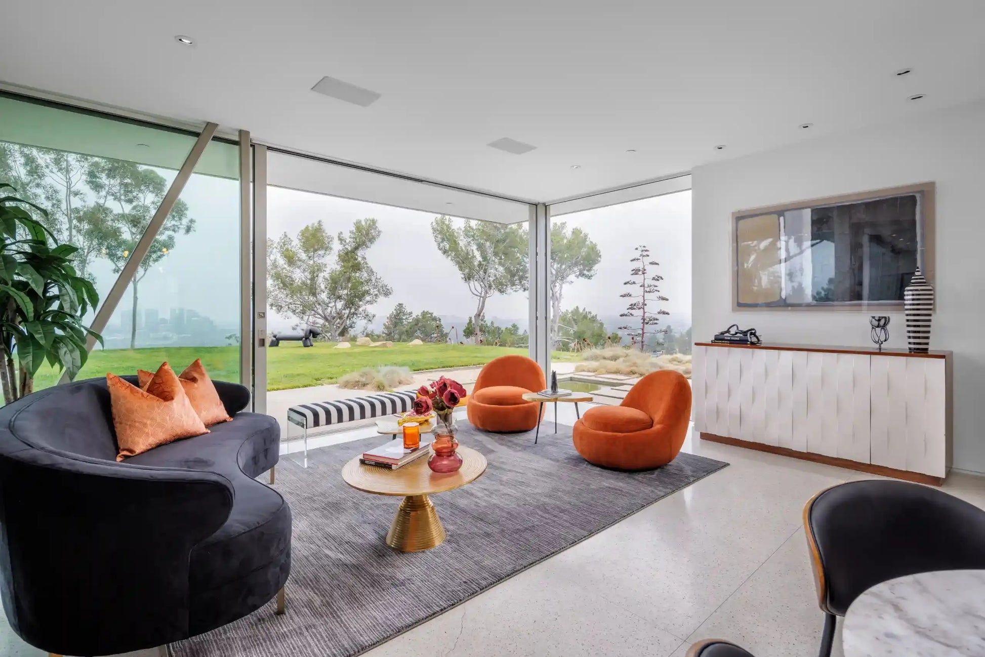 Vue Moderne - Luxury Villa for Rent | LA - 2025✨ Vidi Vici Rental
