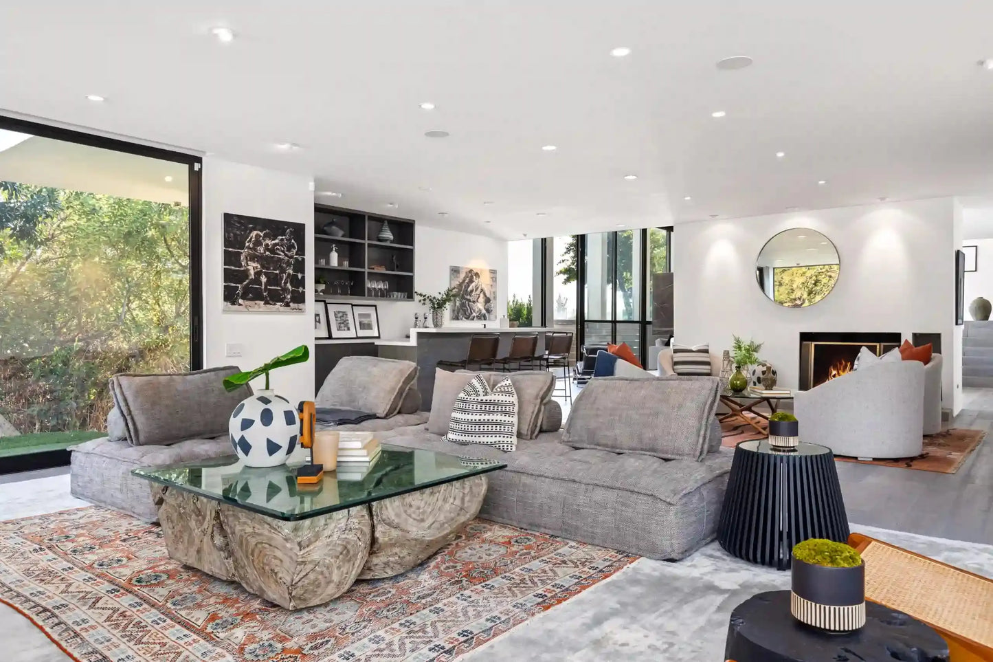 Wallace Tennis Modern - Luxury Villa for Rent | LA - 2025✨ Vidi Vici Rental