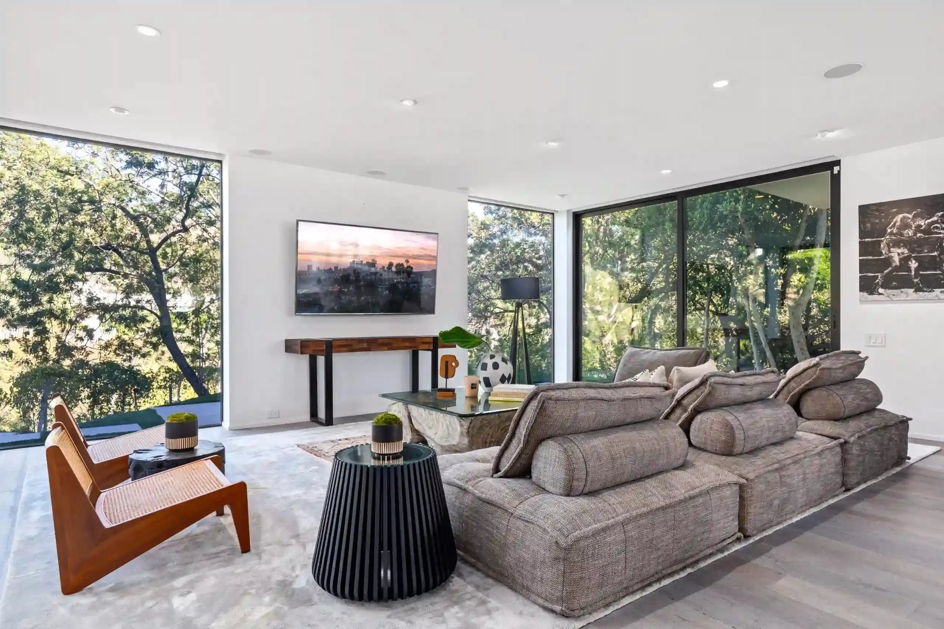 Wallace Tennis Modern - Luxury Villa for Rent | LA - 2025✨ Vidi Vici Rental